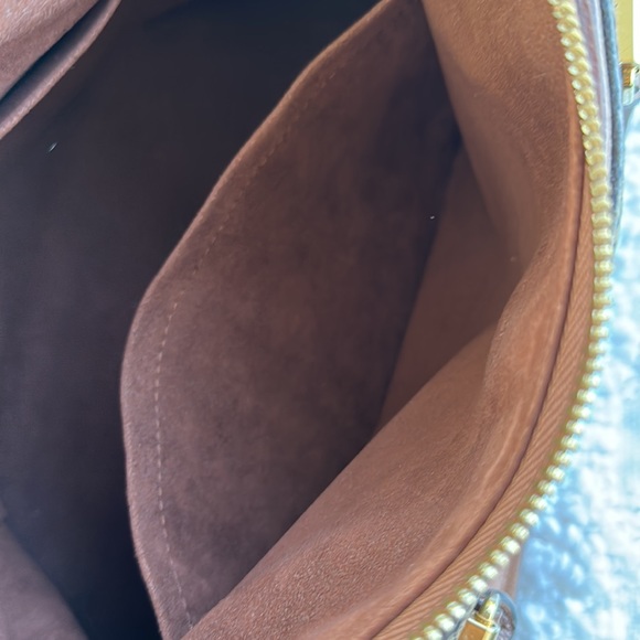 Louis Vuitton Pallas MM in great used condition. - Picture 9 of 16